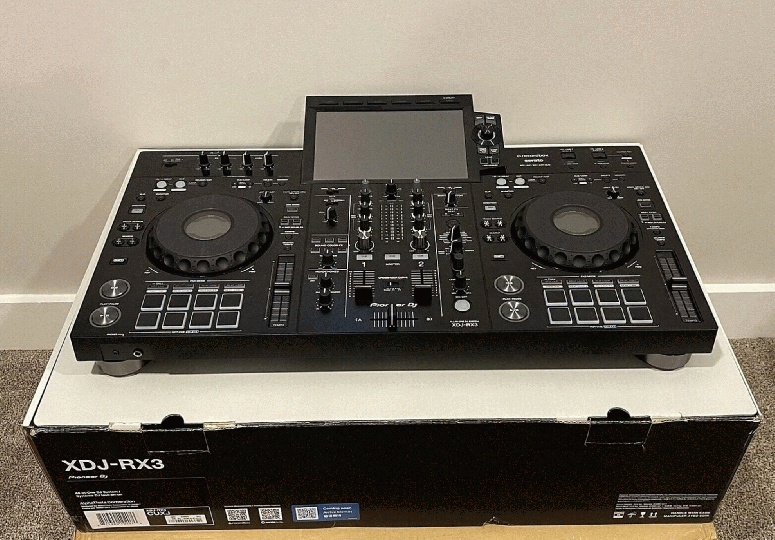 Pioneer Opus-Quad , Pioneer Xdj-Rx3, Pioneer Xdj-Xz, Ddj-Flx10,  Denon Dj Prime 4+, Pioneer Cdj-3000, Pioneer Djm-V10-Lf