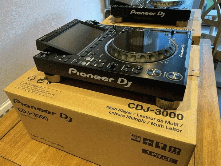 Pioneer Opus-Quad , Pioneer Xdj-Rx3, Pioneer Xdj-Xz, Ddj-Flx10,  Denon Dj Prime 4+, Pioneer Cdj-3000, Pioneer Djm-V10-Lf